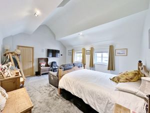 Photo 13- click for photo gallery